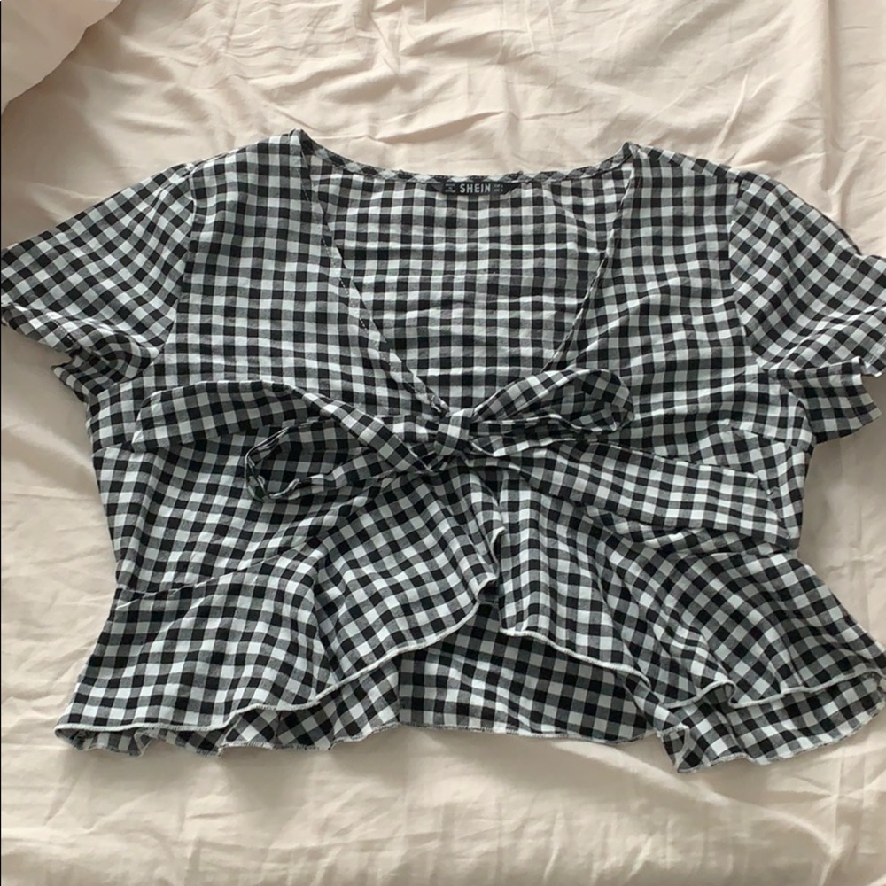 ADORABLE PLAID FRONT TIE TOP